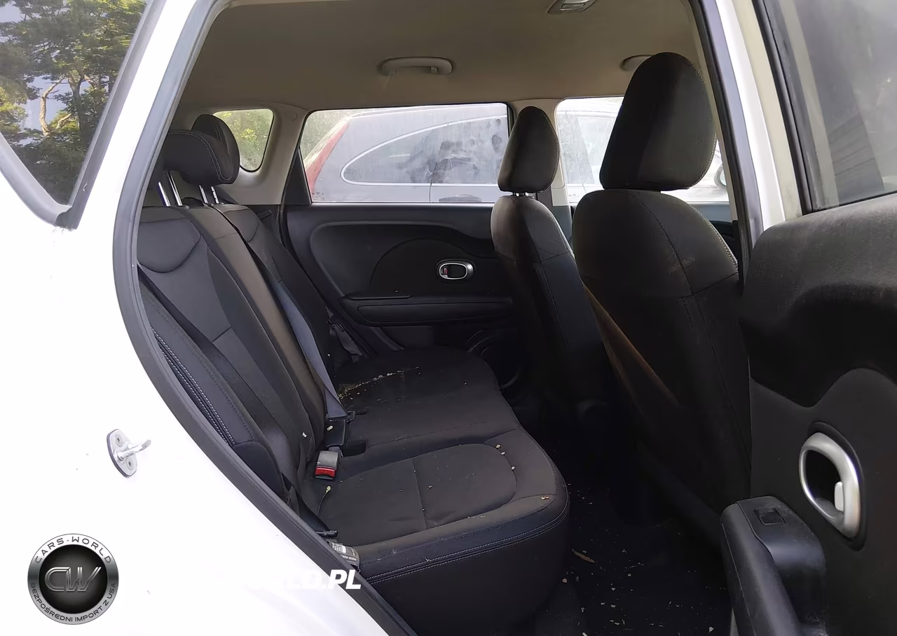 2016 Kia Soul ! VIN:KNDJN2A21G7372093 - 8