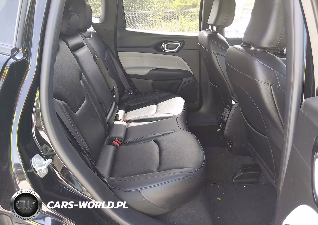 2024 Jeep Compass Limited 4X4 VIN:3C4NJDCN1RT153858 - 8