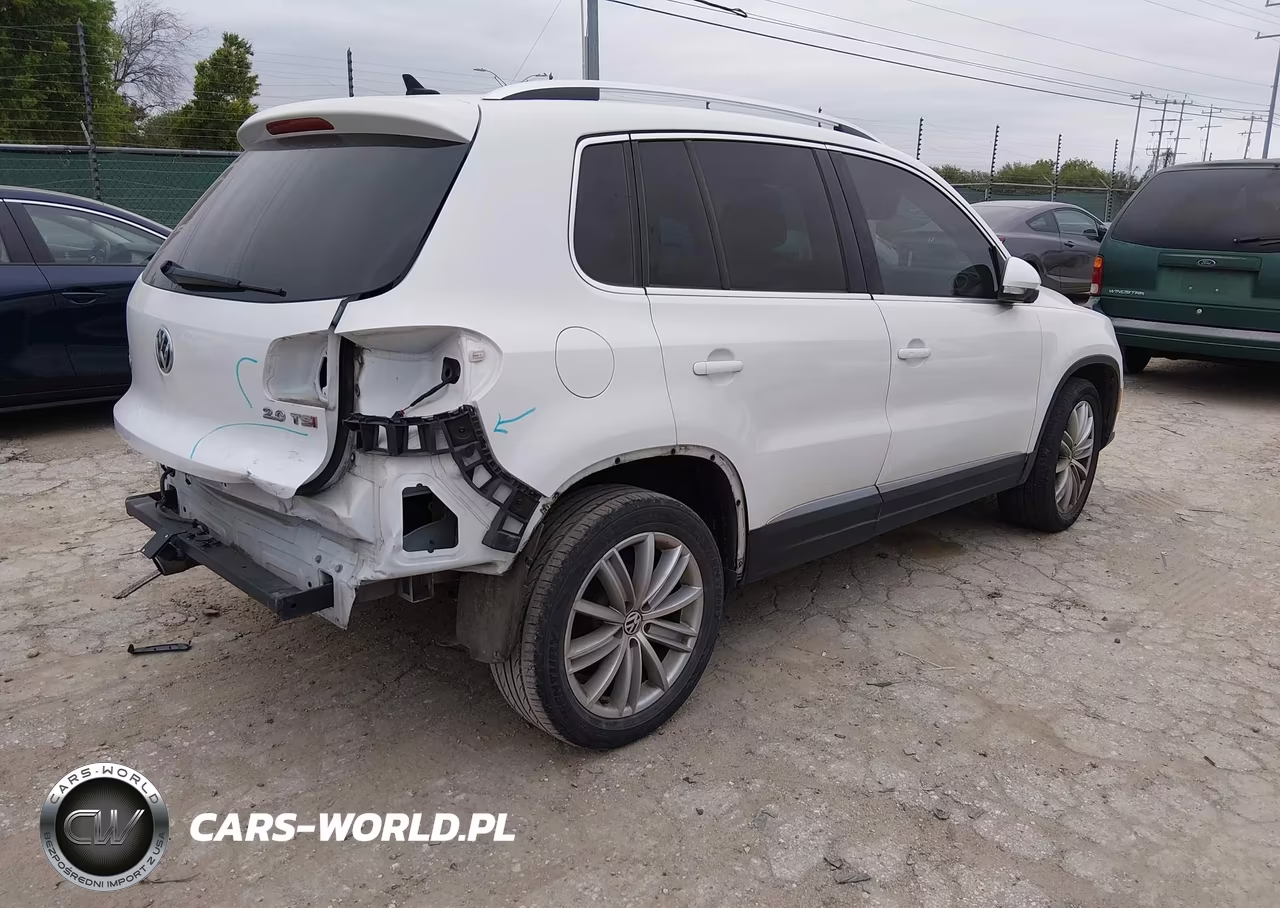 2015 Volkswagen Tiguan Se VIN:WVGAV7AX6FW564067 - 4