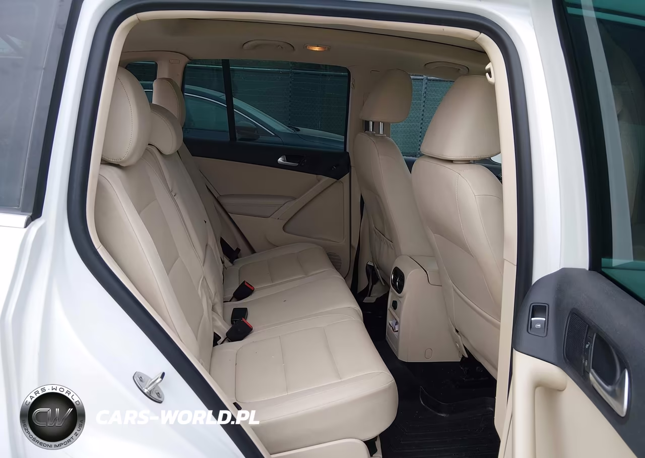 2015 Volkswagen Tiguan Se VIN:WVGAV7AX6FW564067 - 8