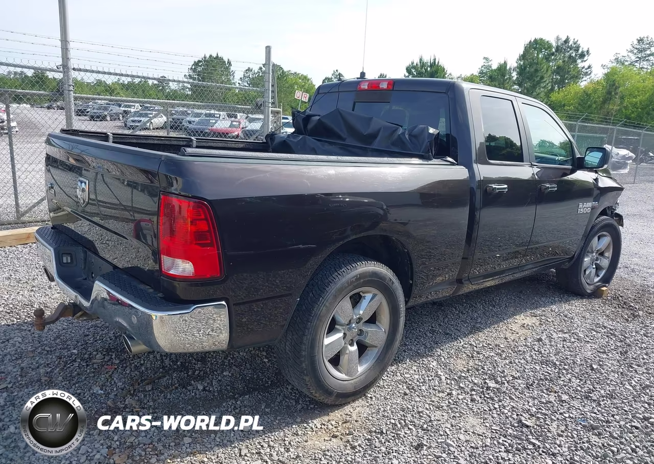 2017 Ram 1500 Big Horn 4X2 6'4 Box VIN:1C6RR6GT2HS682807 - 4