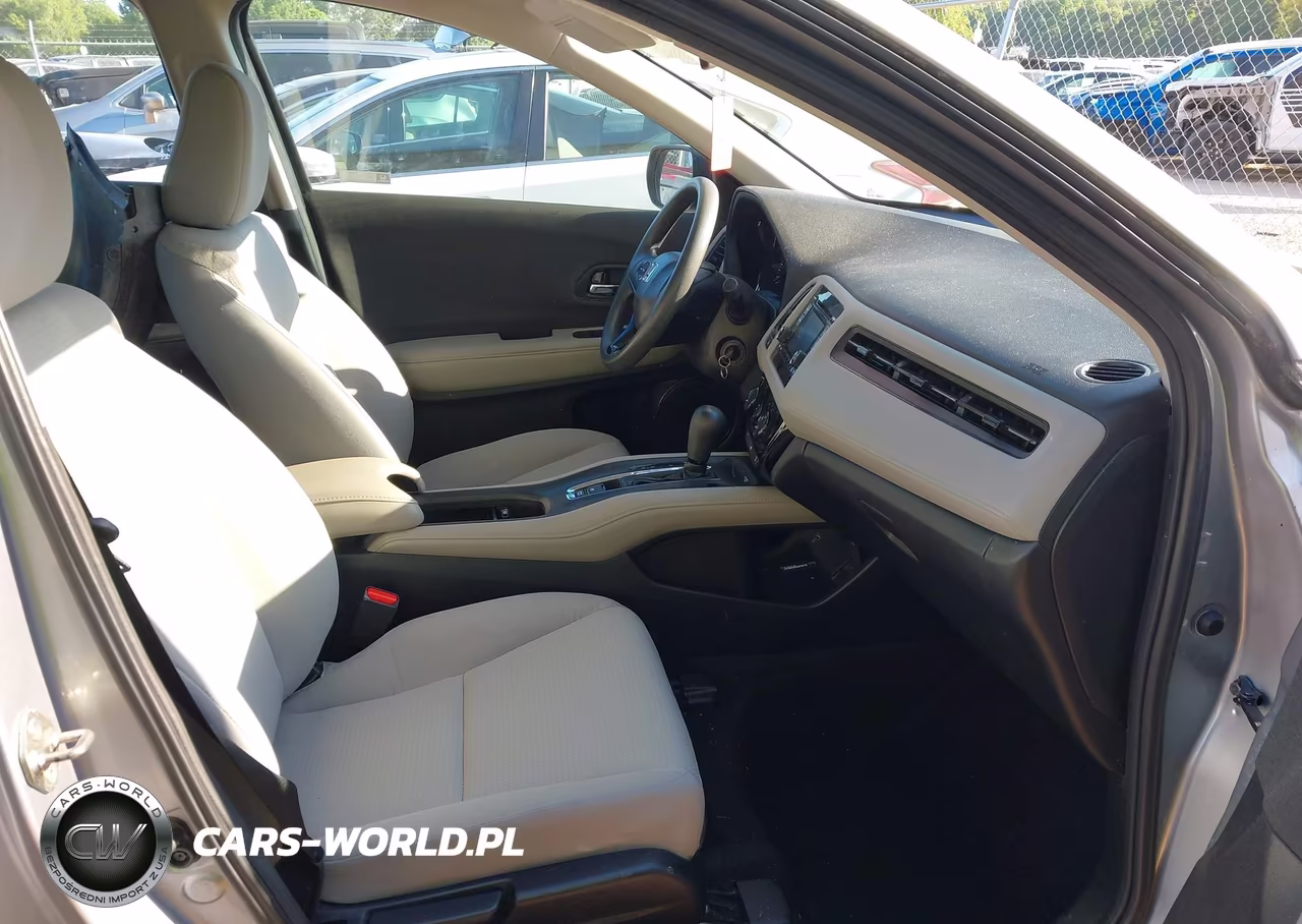 2019 Honda Hr-V Lx VIN:3CZRU5H33KG709652 - 5