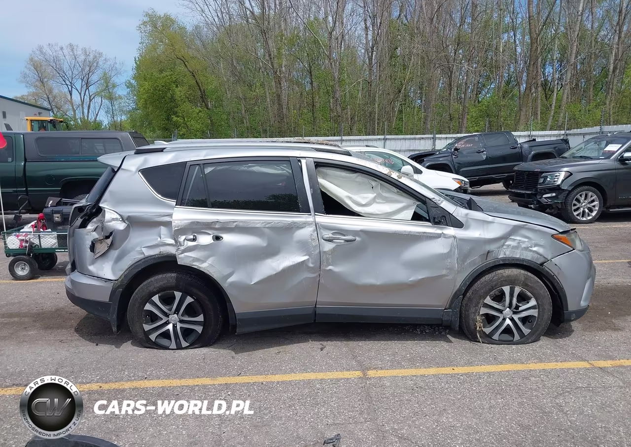 2018 Toyota Rav4 Le VIN:JTMBFREV9JJ218112 - 13