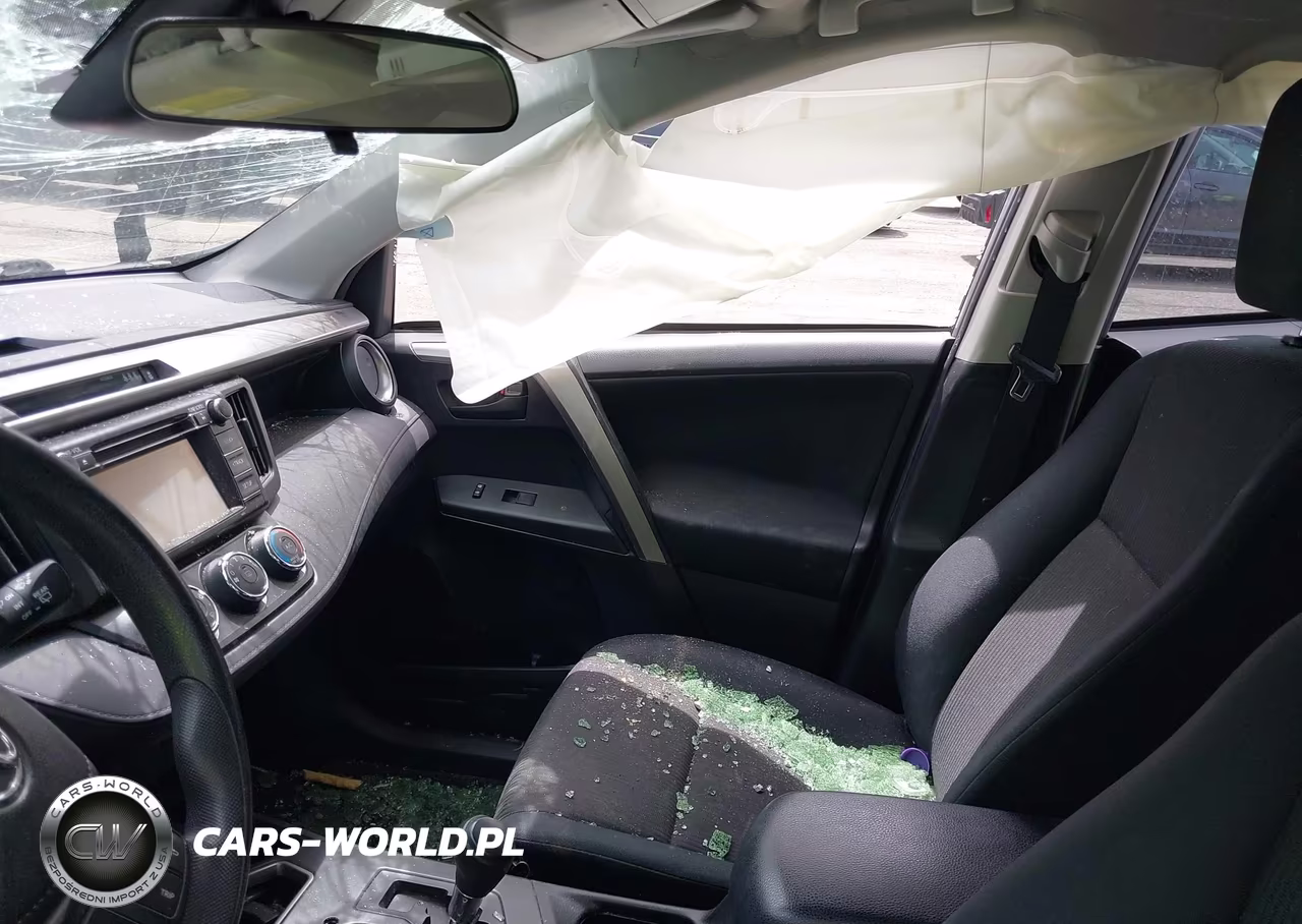 2018 Toyota Rav4 Le VIN:JTMBFREV9JJ218112 - 5