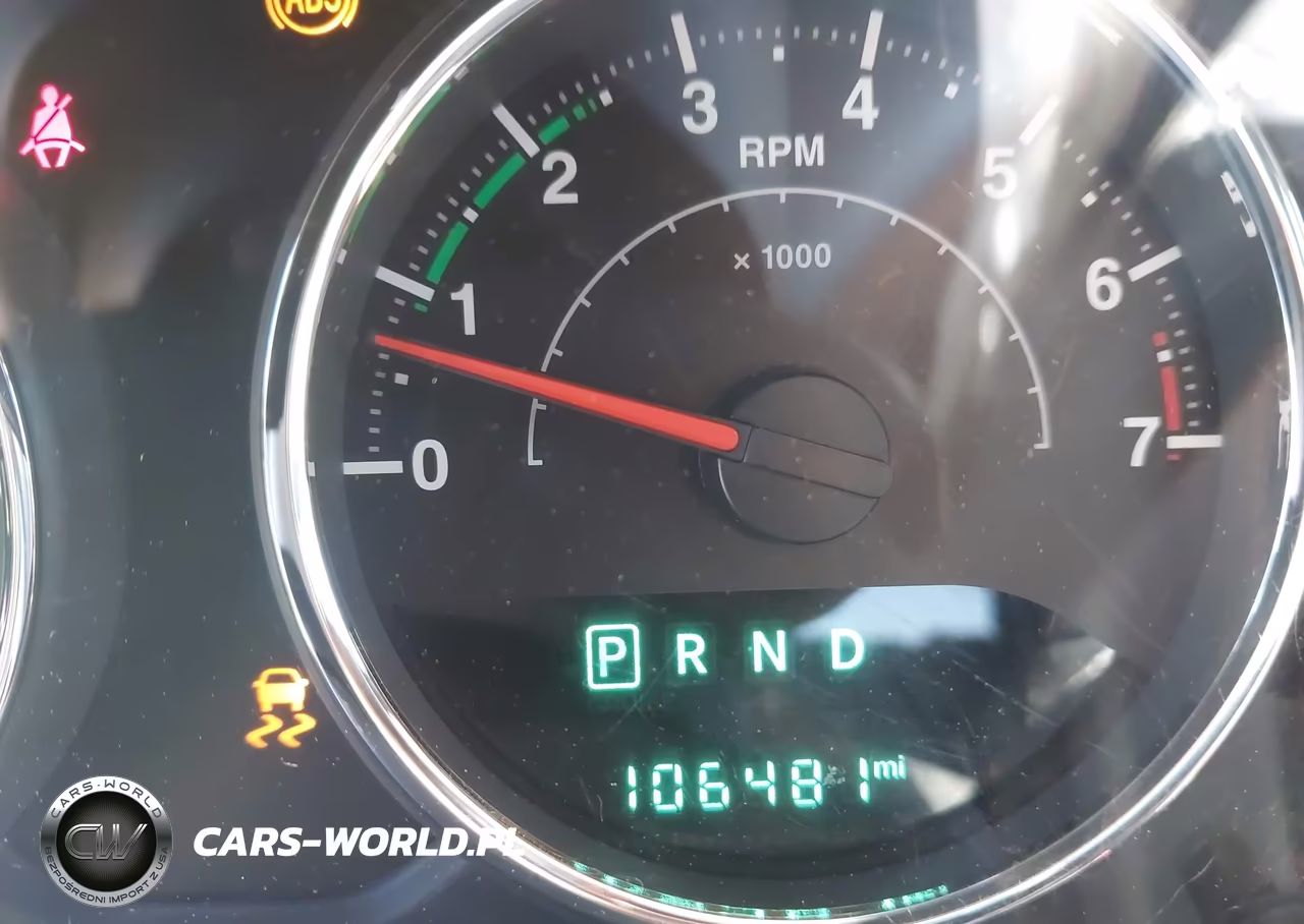 2015 Jeep Wrangler Unlimited Sport VIN:1C4BJWDG1FL762017 - 15