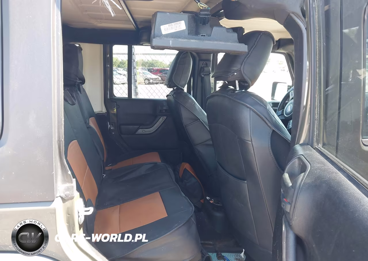 2015 Jeep Wrangler Unlimited Sport VIN:1C4BJWDG1FL762017 - 8