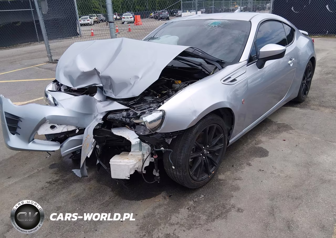 2017 Toyota 86 VIN:JF1ZNAA16H8710979 - 18