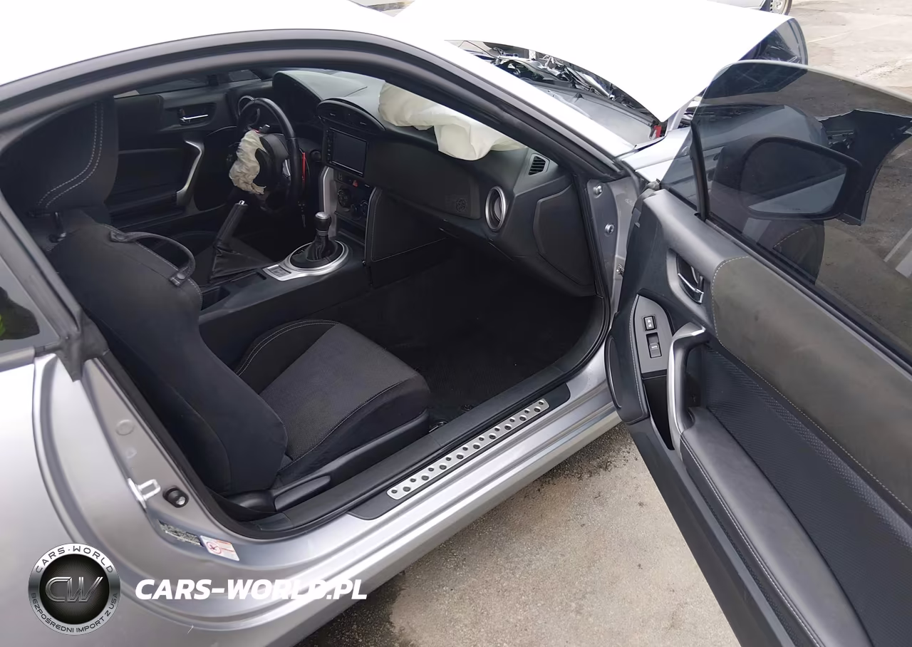 2017 Toyota 86 VIN:JF1ZNAA16H8710979 - 5