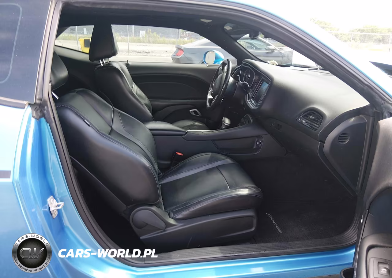 2015 Dodge Challenger Sxt Plus VIN:2C3CDZBG6FH913502 - 5