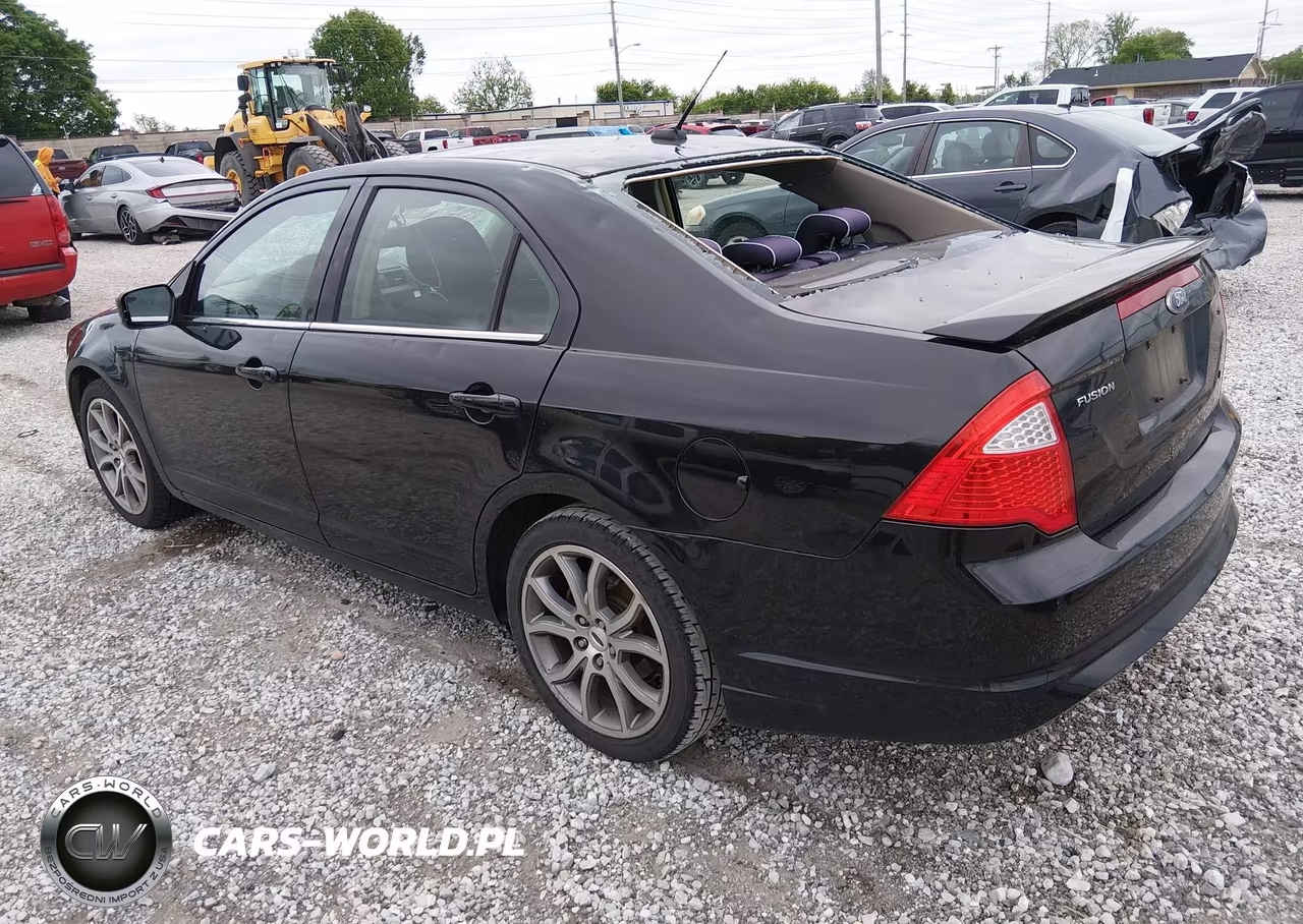 2010 Ford Fusion Se VIN:3FAHP0HA8AR431351 - 3