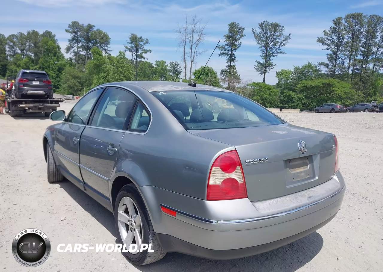 2004 Volkswagen Passat Glx VIN:WVWRH63B74P198377 - 3