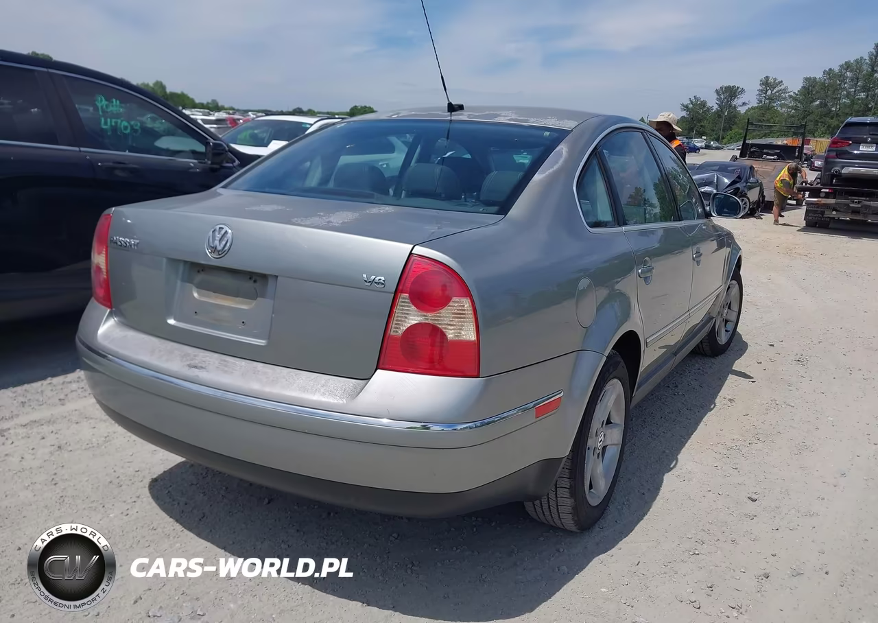 2004 Volkswagen Passat Glx VIN:WVWRH63B74P198377 - 4