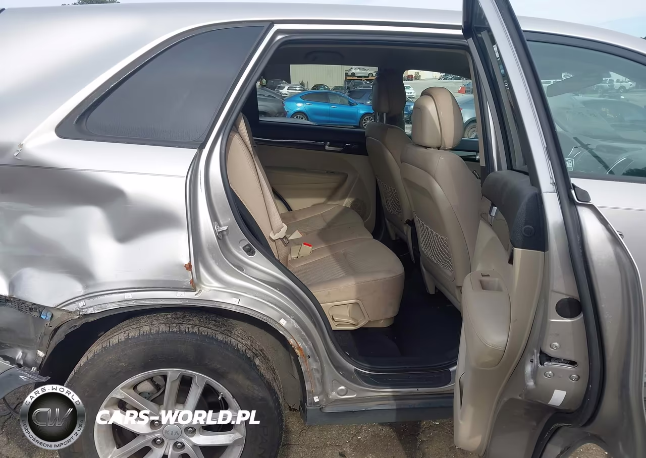 2014 Kia Sorento Lx VIN:5XYKT3A62EG537314 - 8