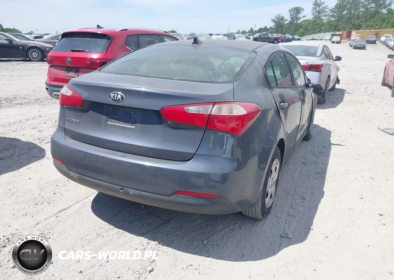 2016 Kia Forte Lx VIN:KNAFK4A67G5551955 - 4