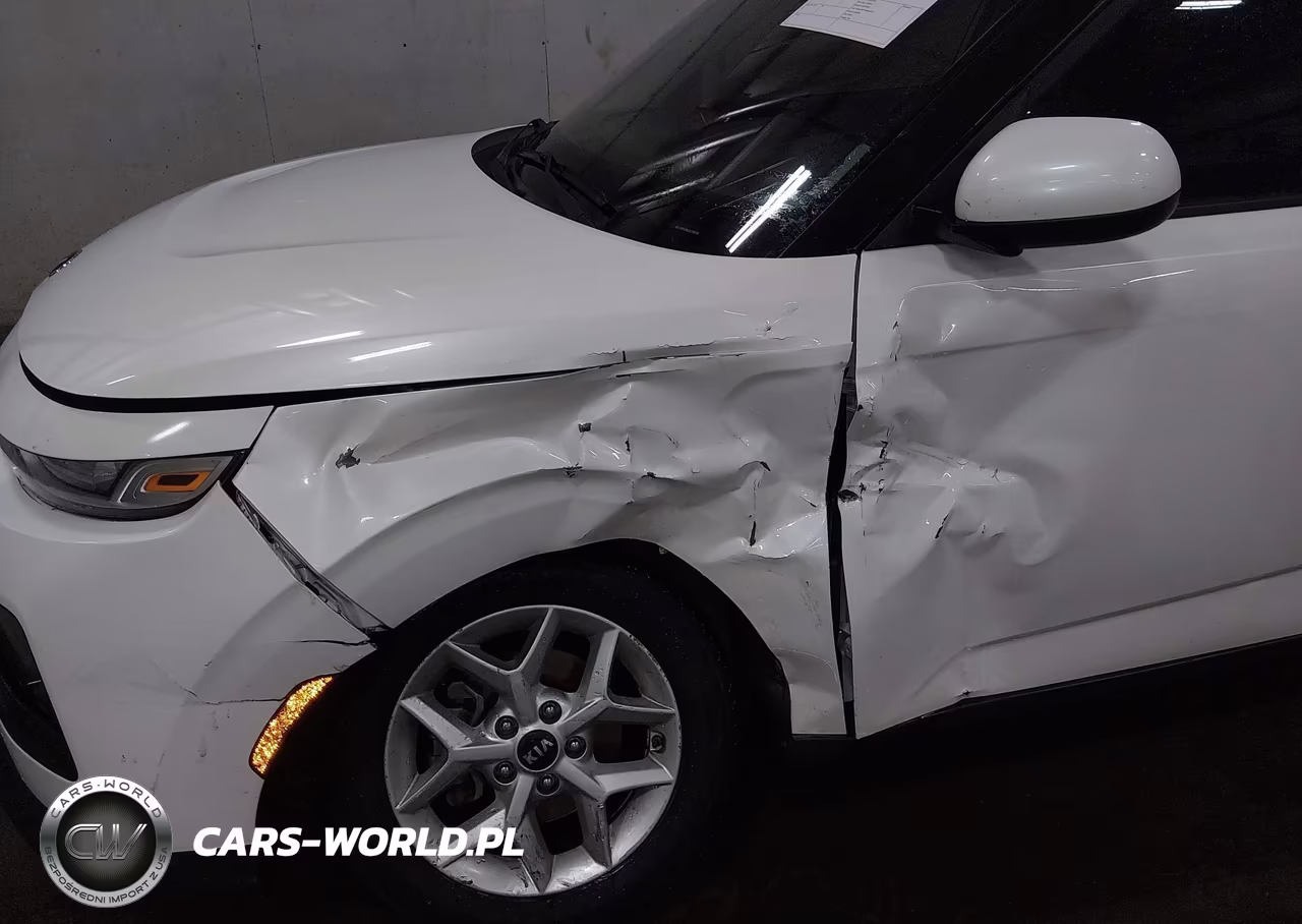2020 Kia Soul S VIN:KNDJ23AU1L7733770 - 6