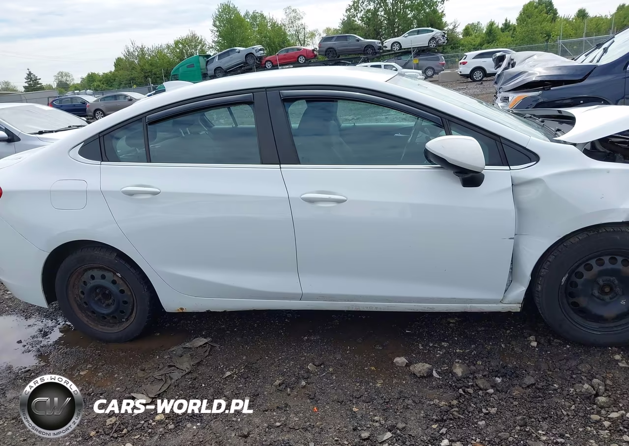 CHEVROLET CRUZE VIN:1G1BE5SM0H7100327 - 13