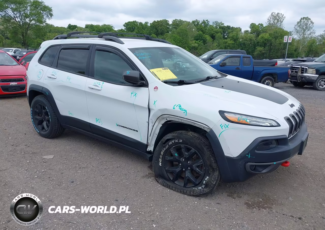 2015 Jeep Cherokee Trailhawk – zdjęcie 1 z 17