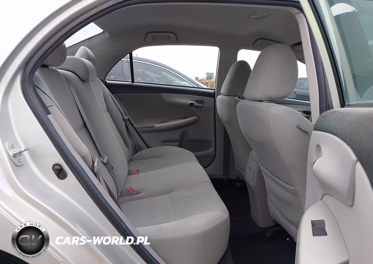2013 Toyota Corolla Le VIN:5YFBU4EE9DP204428 - 8