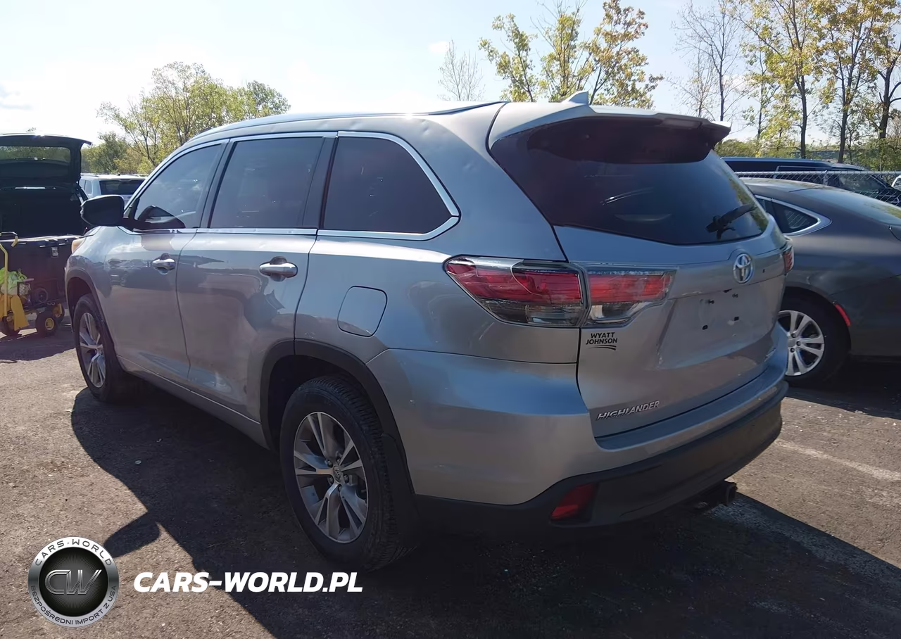 2014 Toyota Highlander Xle V6 VIN:5TDJKRFH9ES012667 - 3