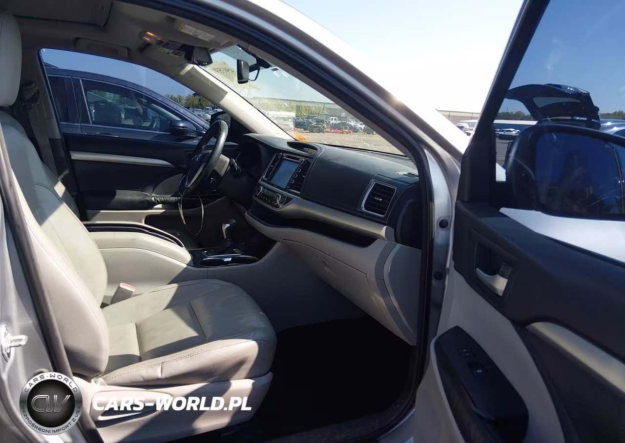 2014 Toyota Highlander Xle V6 VIN:5TDJKRFH9ES012667 - 5