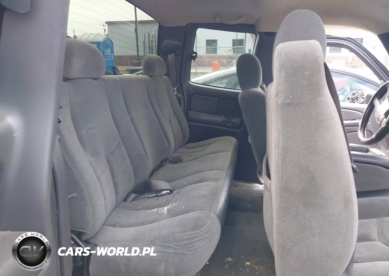 2004 Chevrolet Silverado 2500Hd Ls VIN:1GCHK29104E192873 - 8
