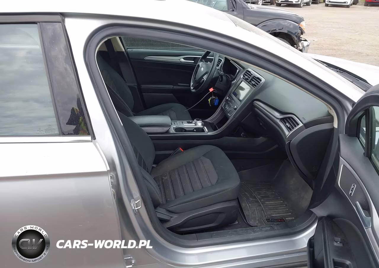 2020 Ford Fusion Se VIN:3FA6P0HD5LR254603 - 5