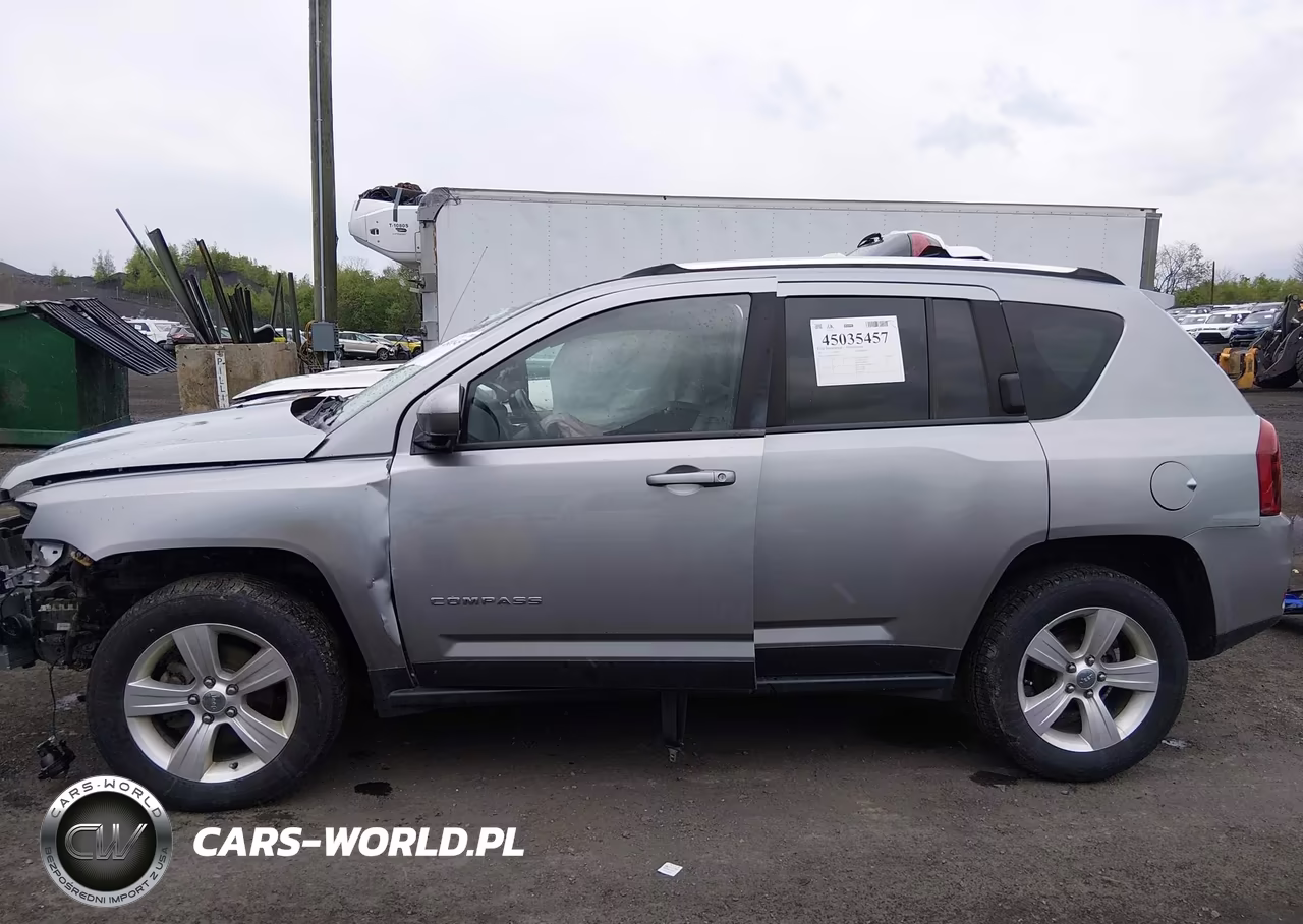2015 Jeep Compass High Altitude Edition VIN:1C4NJDEB9FD324151 - 13