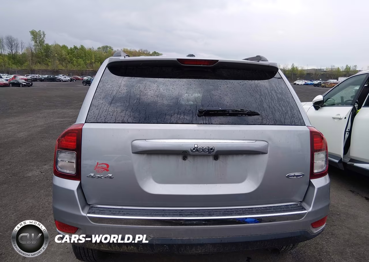 2015 Jeep Compass High Altitude Edition VIN:1C4NJDEB9FD324151 - 15