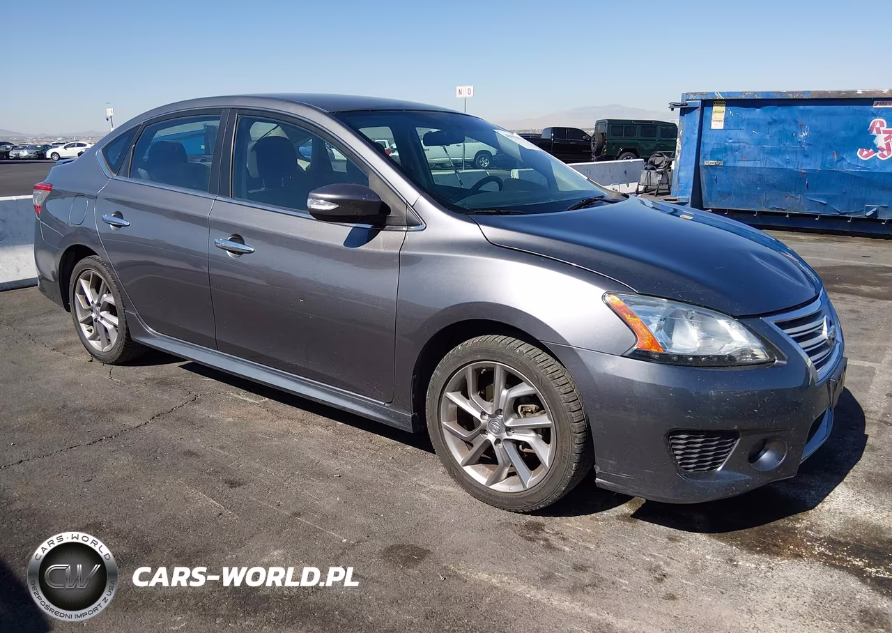 2015 Nissan Sentra Sr – zdjęcie 1 z 11