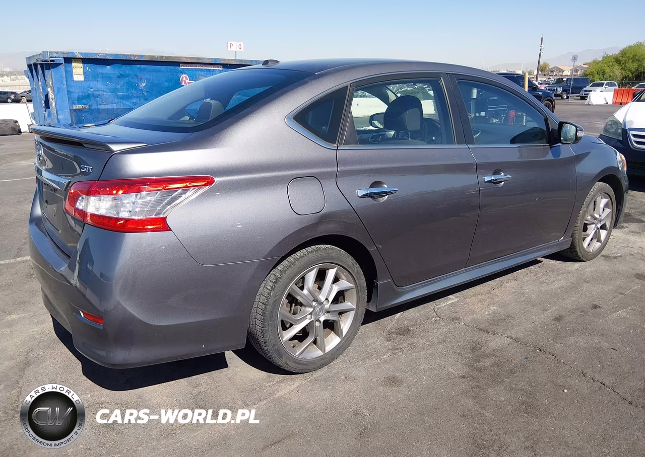 2015 Nissan Sentra Sr VIN:3N1AB7AP8FY280254 - 4