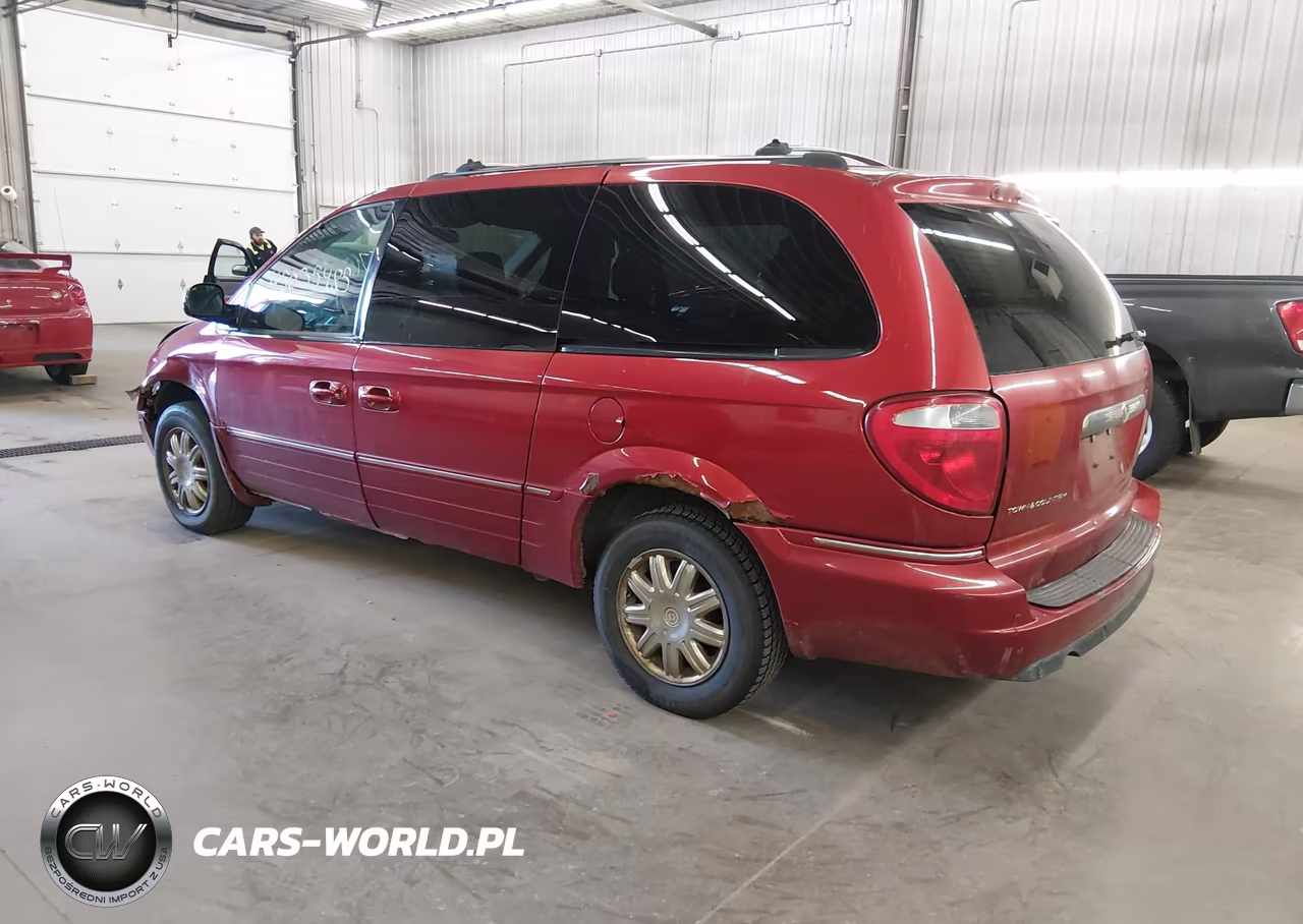 2005 Chrysler Town & Country Limited VIN:2C8GP64L85R196654 - 3