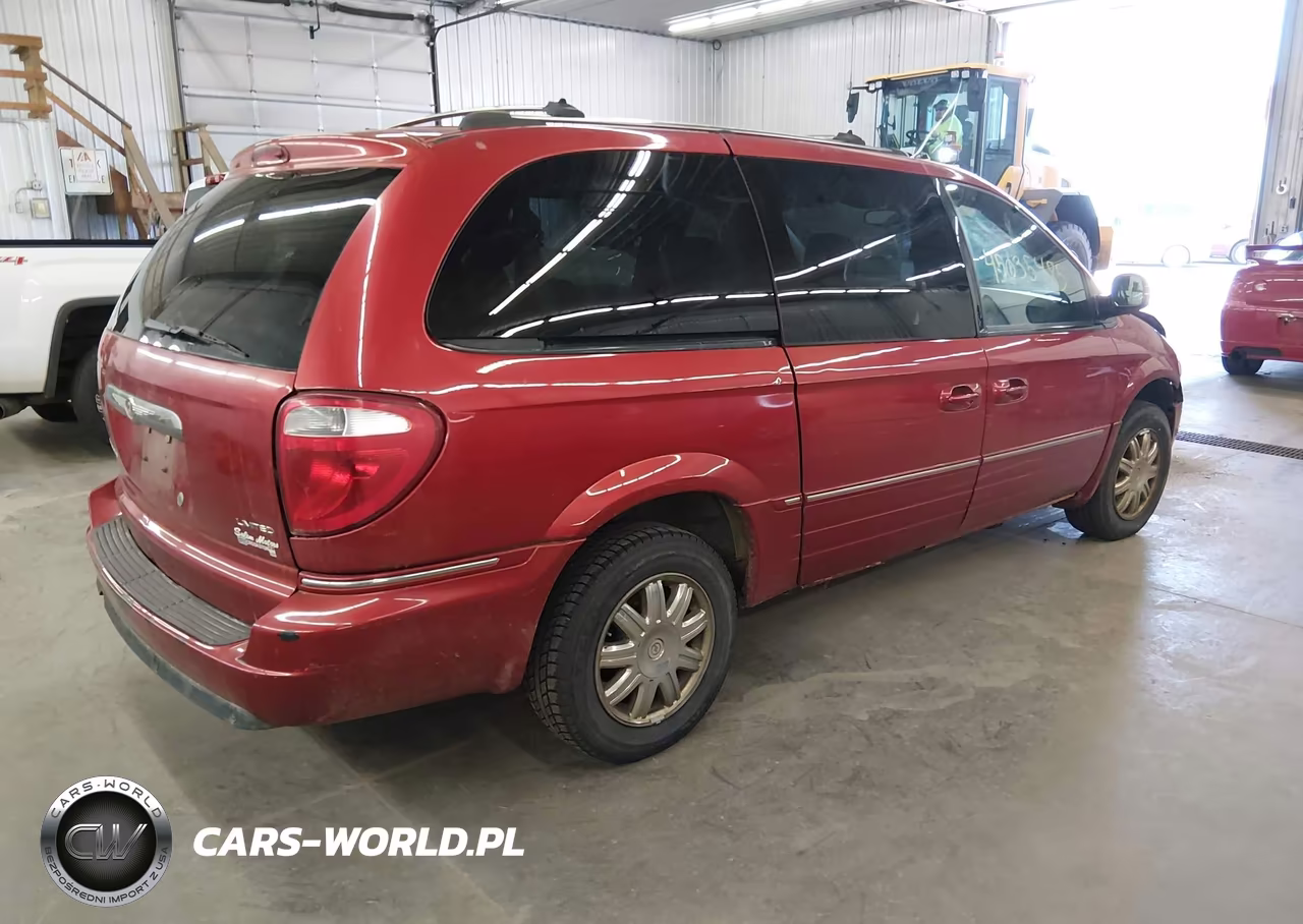 2005 Chrysler Town & Country Limited VIN:2C8GP64L85R196654 - 4