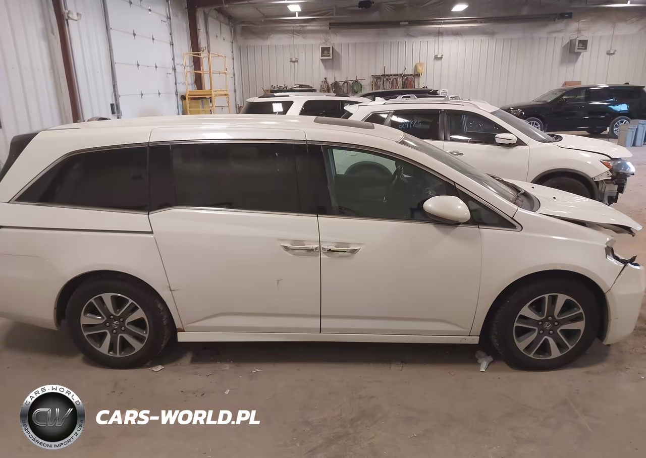 2014 Honda Odyssey Touring-Touring Elite VIN:5FNRL5H95EB101882 - 13