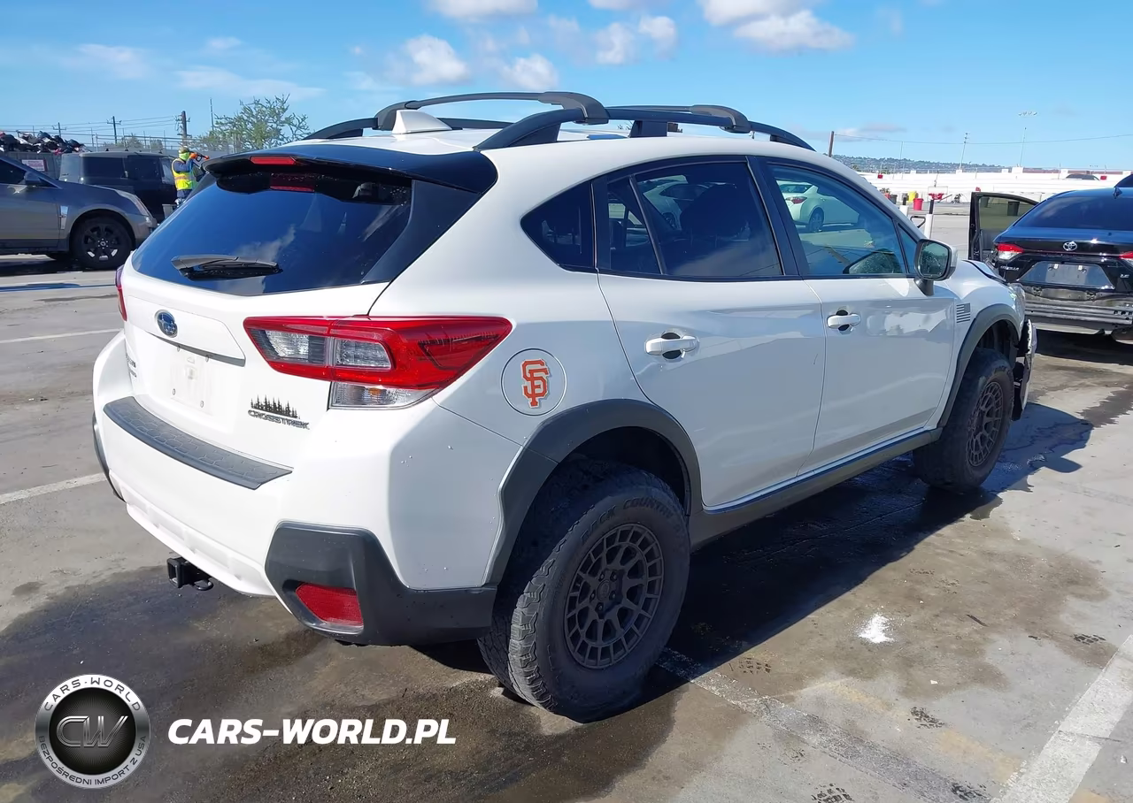 2020 Subaru Crosstrek Premium VIN:JF2GTAEC4L8257359 - 4
