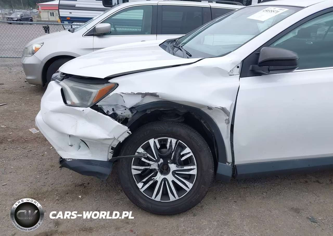 2017 Toyota Rav4 Le VIN:2T3ZFREV7HW357245 - 6
