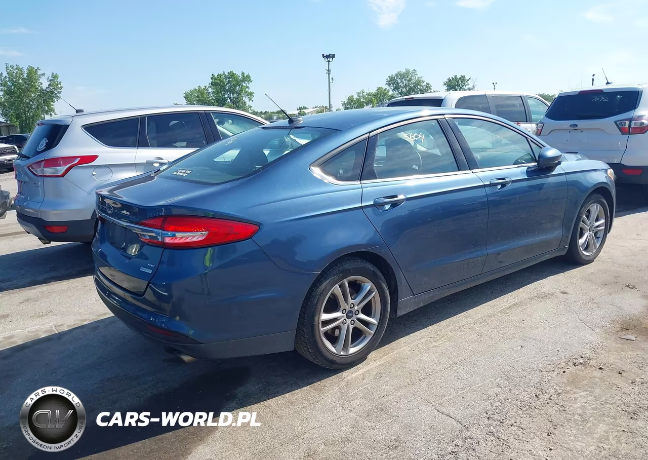 2018 Ford Fusion Se VIN:3FA6P0HD6JR183456 - 4