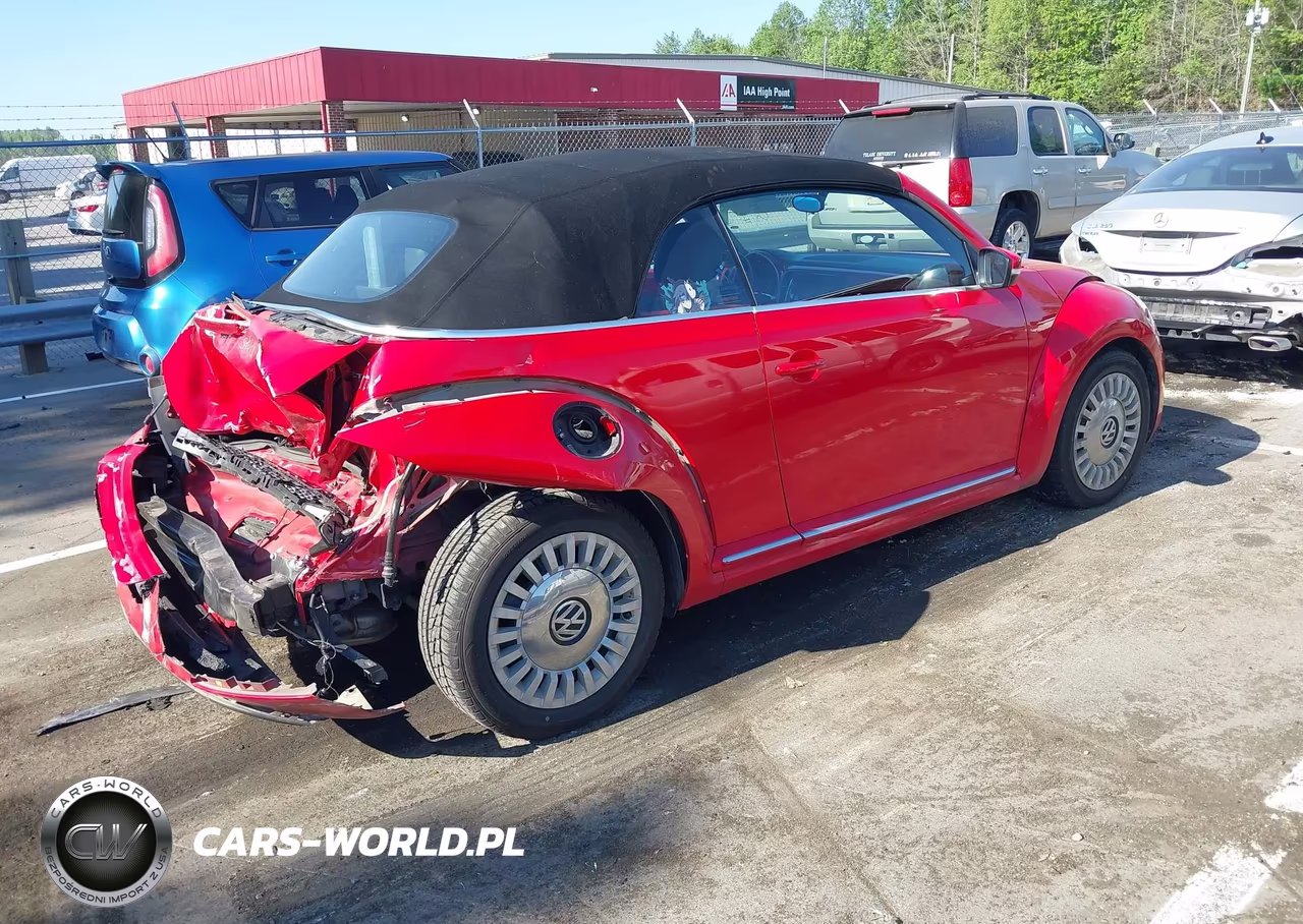 2013 Volkswagen Beetle 2.5L VIN:3VW5P7AT8DM820393 - 4