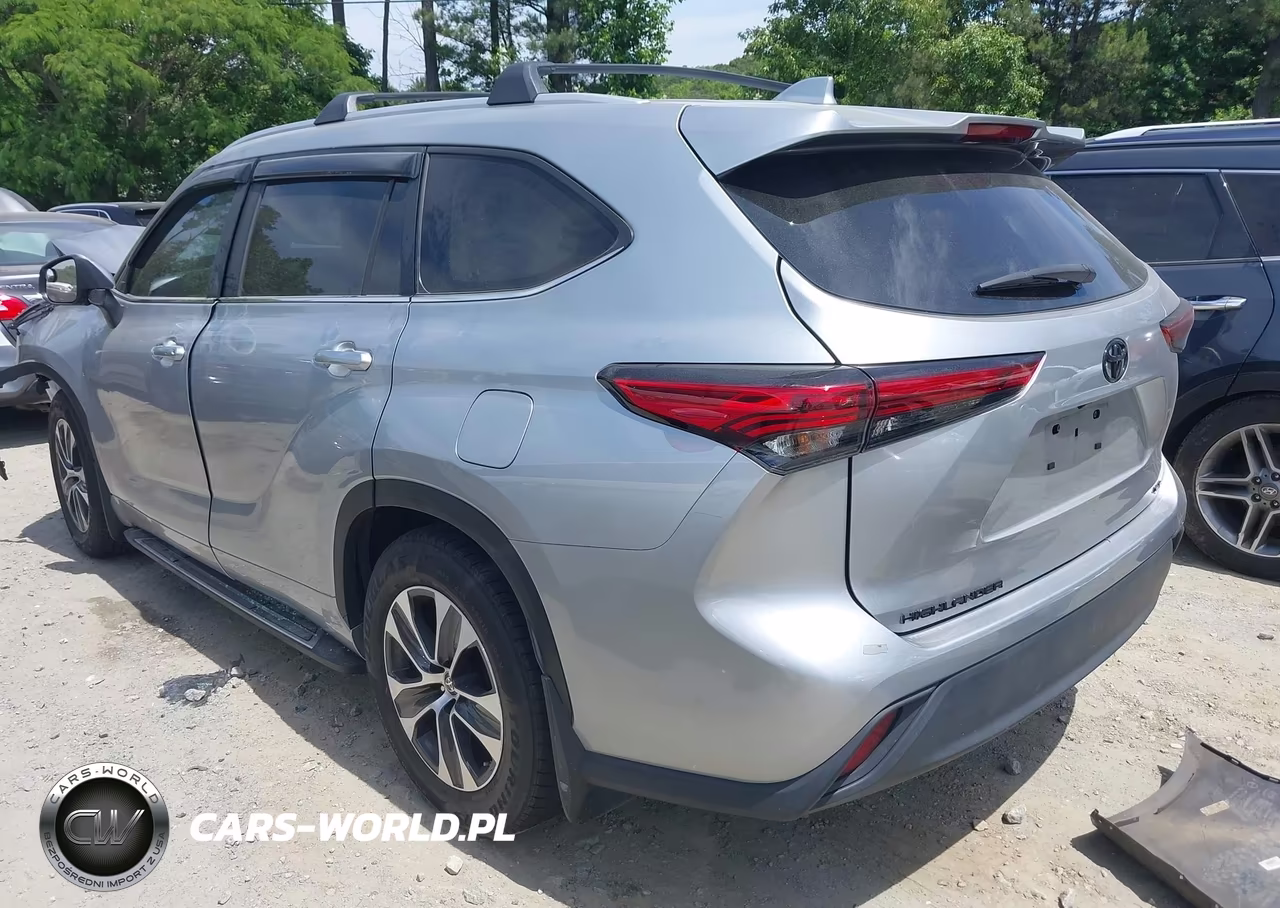 2023 Toyota Highlander Xle VIN:5TDKDRAH6PS524962 - 3