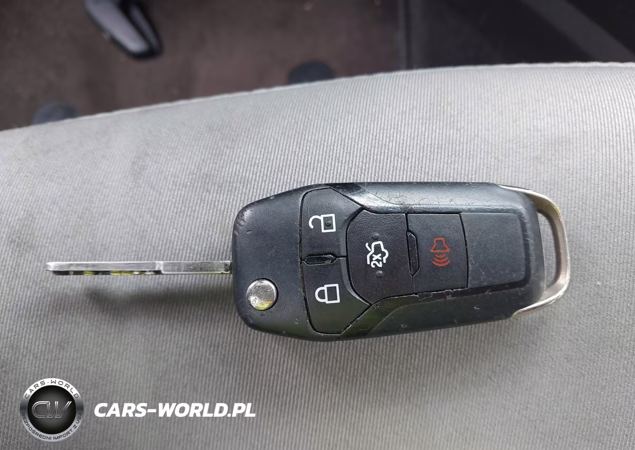 2015 Ford Fusion S VIN:3FA6P0G79FR288964 - 11