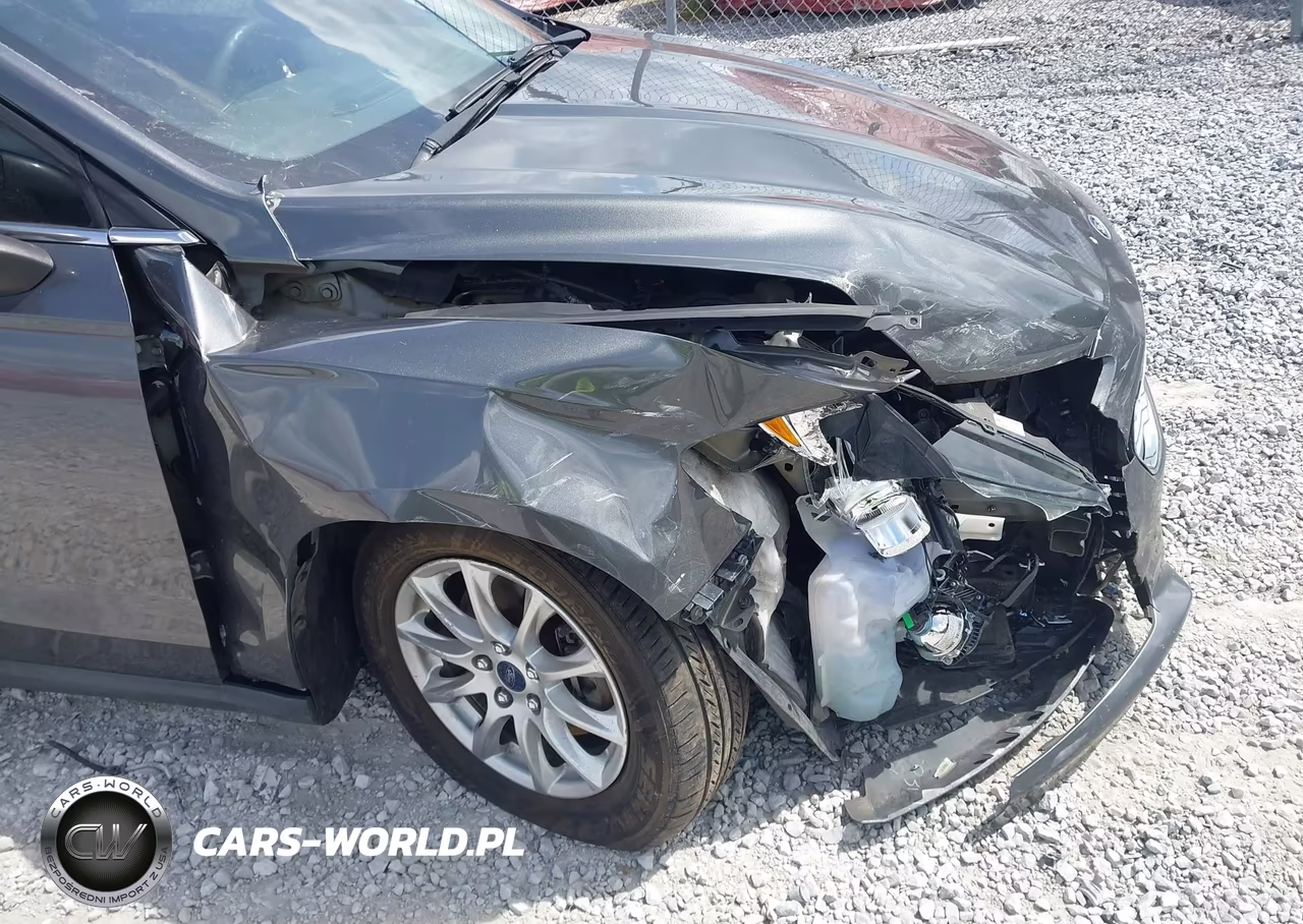 2015 Ford Fusion S VIN:3FA6P0G79FR288964 - 12