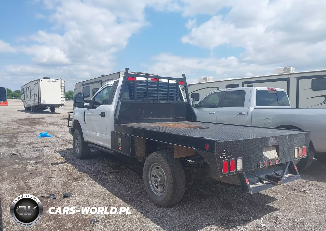 2018 Ford F-250 Xl VIN:1FTBF2B65JEB49951 - 3