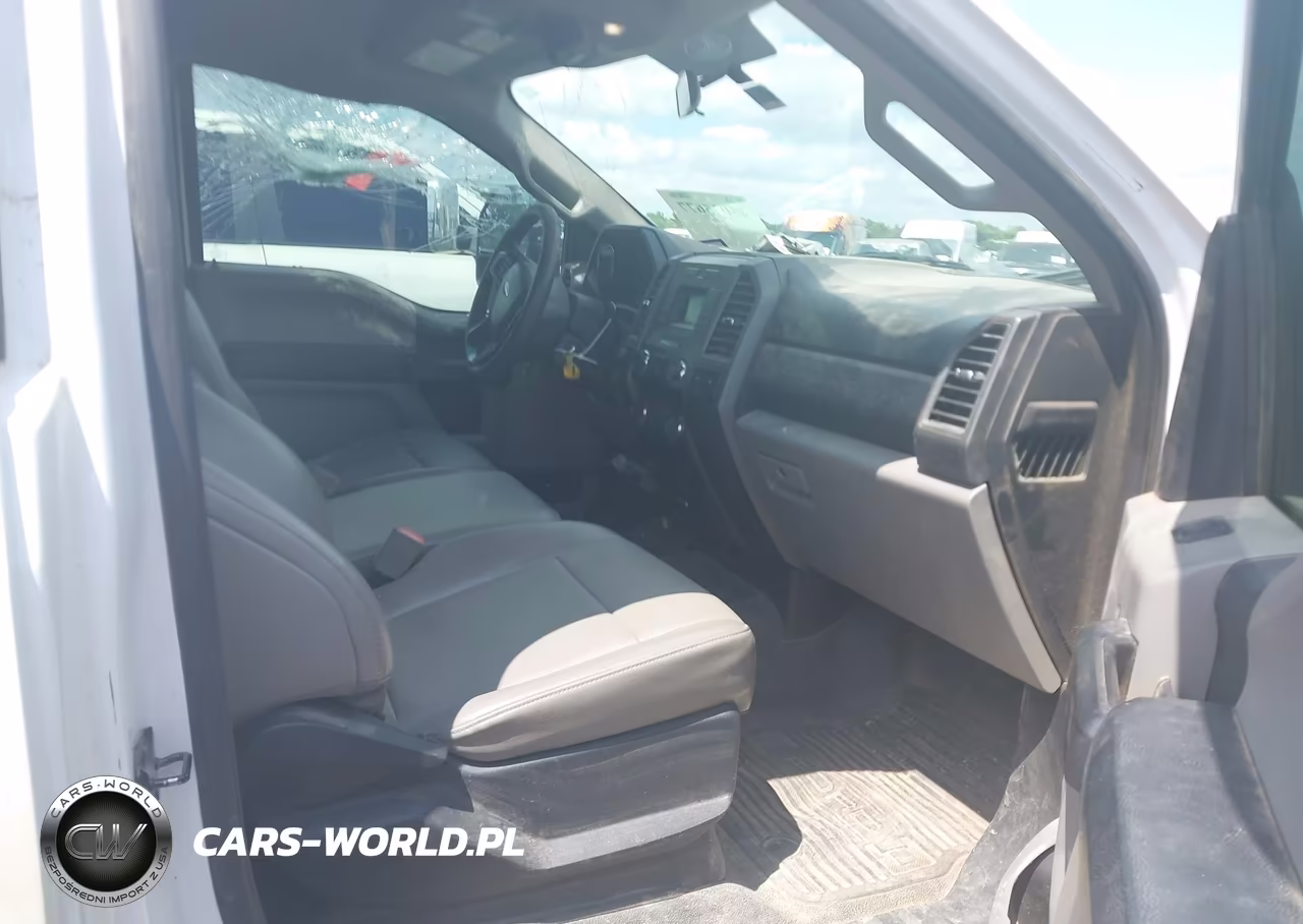 2018 Ford F-250 Xl VIN:1FTBF2B65JEB49951 - 5
