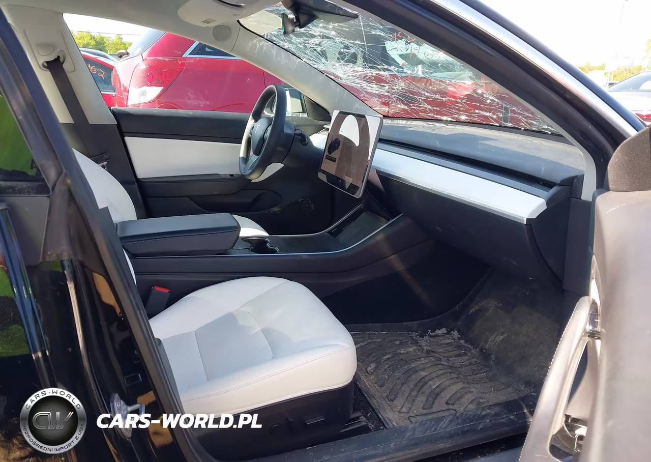2020 Tesla Model 3 Long Range Dual Motor All-Wheel Drive VIN:5YJ3E1EB6LF787928 - 5