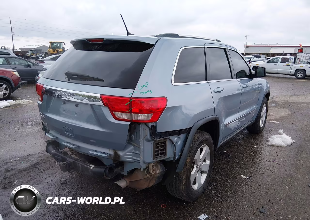 2012 Jeep Grand Cherokee Laredo VIN:1C4RJFAG1CC281134 - 4