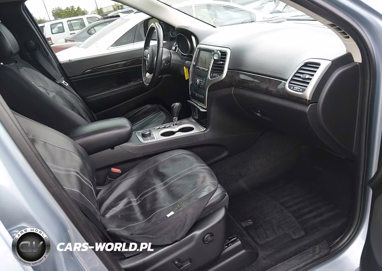 2012 Jeep Grand Cherokee Laredo VIN:1C4RJFAG1CC281134 - 5