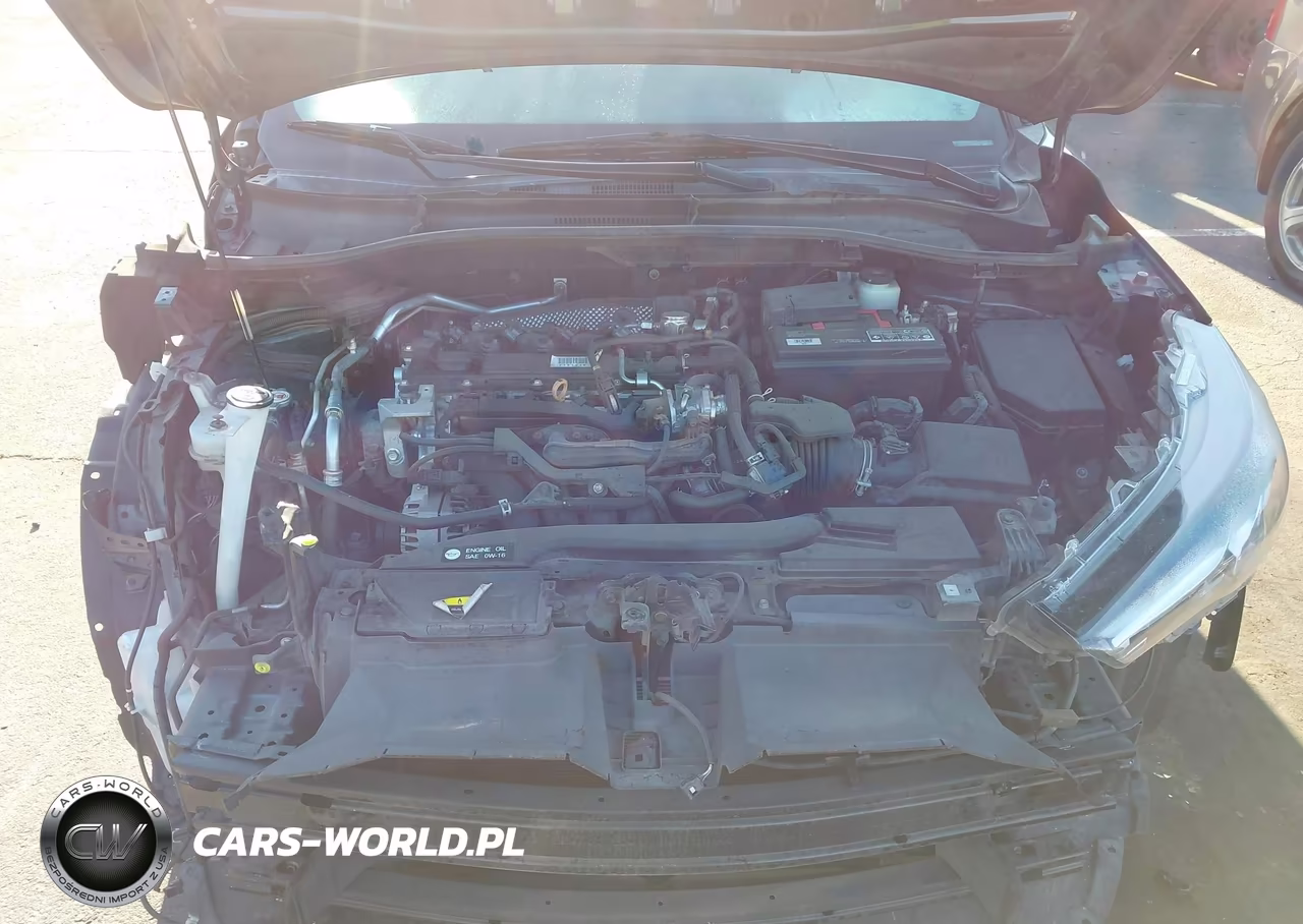 2022 Toyota Corolla Cross L VIN:7MUAAABG3NV012381 - 10