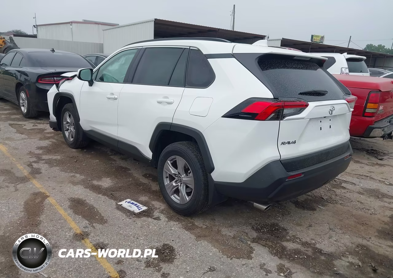 2025 Toyota Rav4 Xle VIN:2T3W1RFV7SW396294 - 3