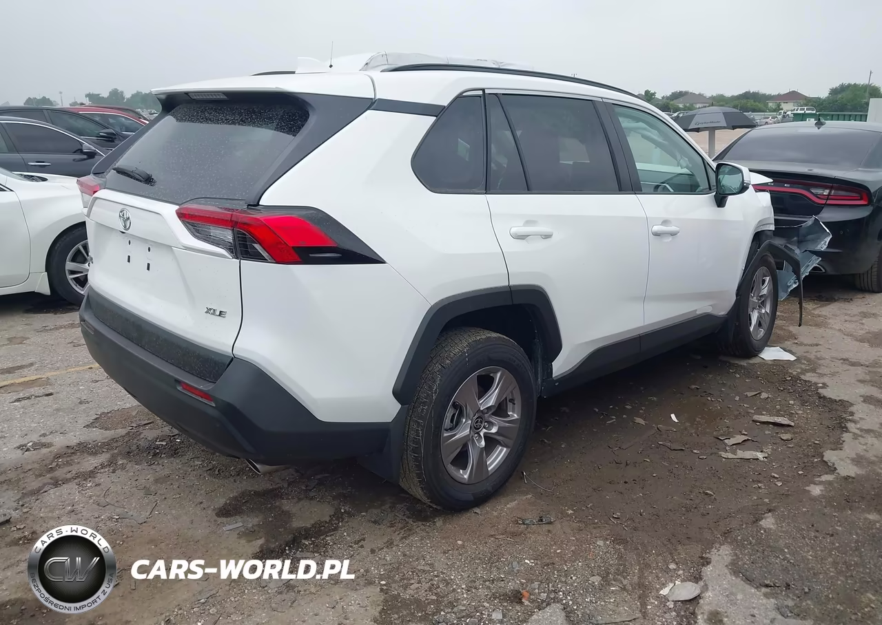 2025 Toyota Rav4 Xle VIN:2T3W1RFV7SW396294 - 4