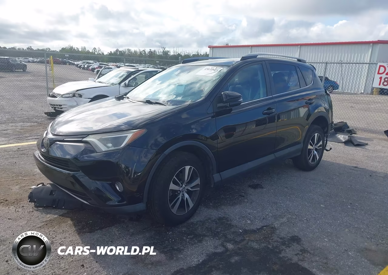 2018 Toyota Rav4 Xle VIN:2T3WFREV5JW458583 - 2