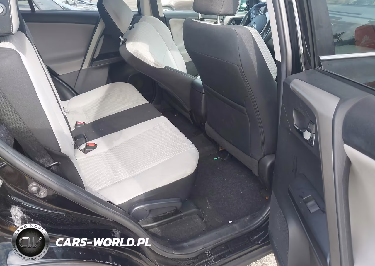 2018 Toyota Rav4 Xle VIN:2T3WFREV5JW458583 - 8